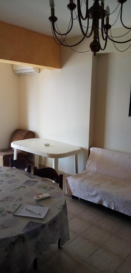 Γεώργιος Παπαϊωάννου Ενοικιαζόμενα Δωμάτια Khrónia Exterior photo